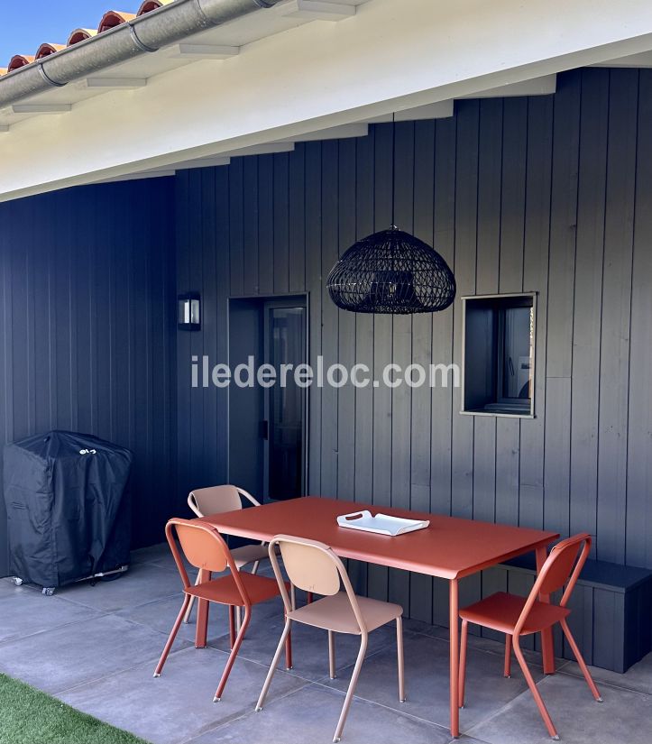 Photo 10: An accomodation located in Le Bois-Plage-en-Ré on ile de Ré.