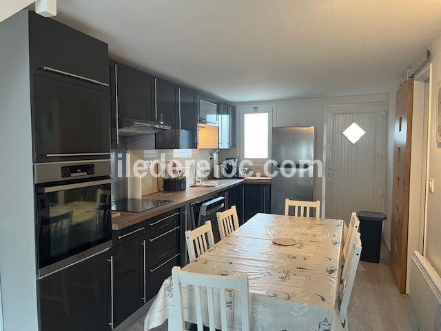 Photo 5: An accomodation located in La Couarde-sur-mer on ile de Ré.