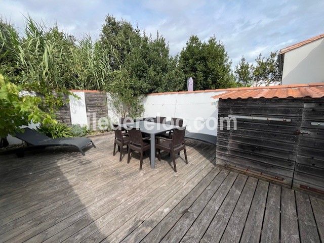 Photo 16: An accomodation located in La Couarde-sur-mer on ile de R&eacute;.