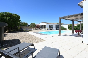 Ile de Ré:The environmental - villa with swimming pool