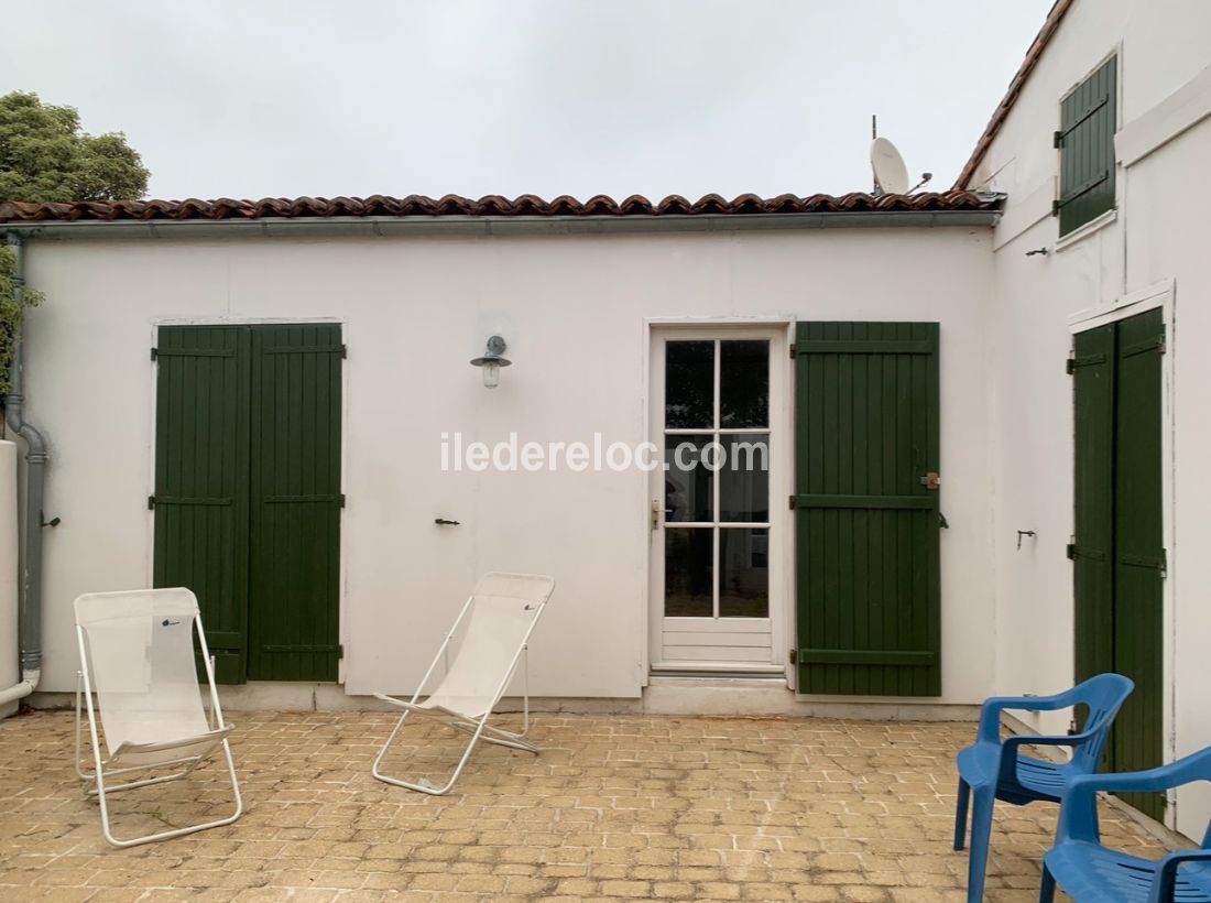 Photo 10: An accomodation located in Les Portes-en-Ré on ile de Ré.