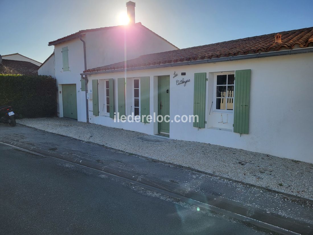 Photo 12: An accomodation located in Le Bois-Plage-en-Ré on ile de Ré.