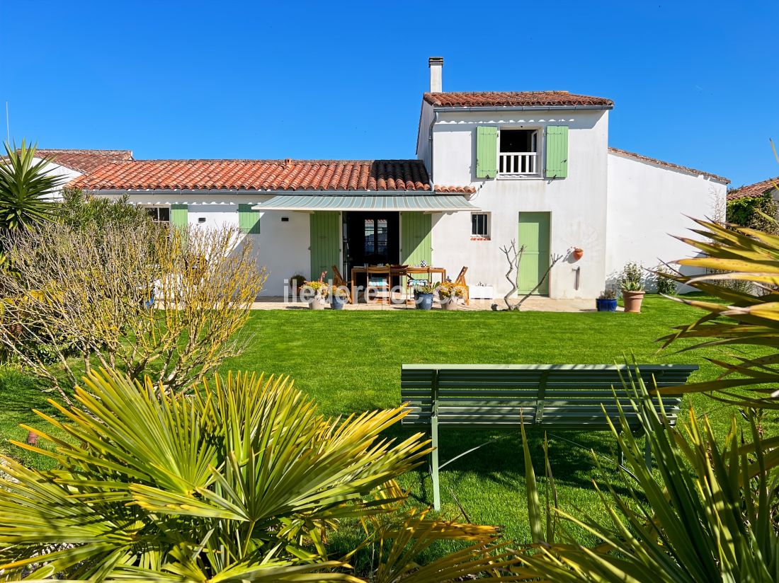 Photo 24: An accomodation located in Le Bois-Plage-en-Ré on ile de Ré.