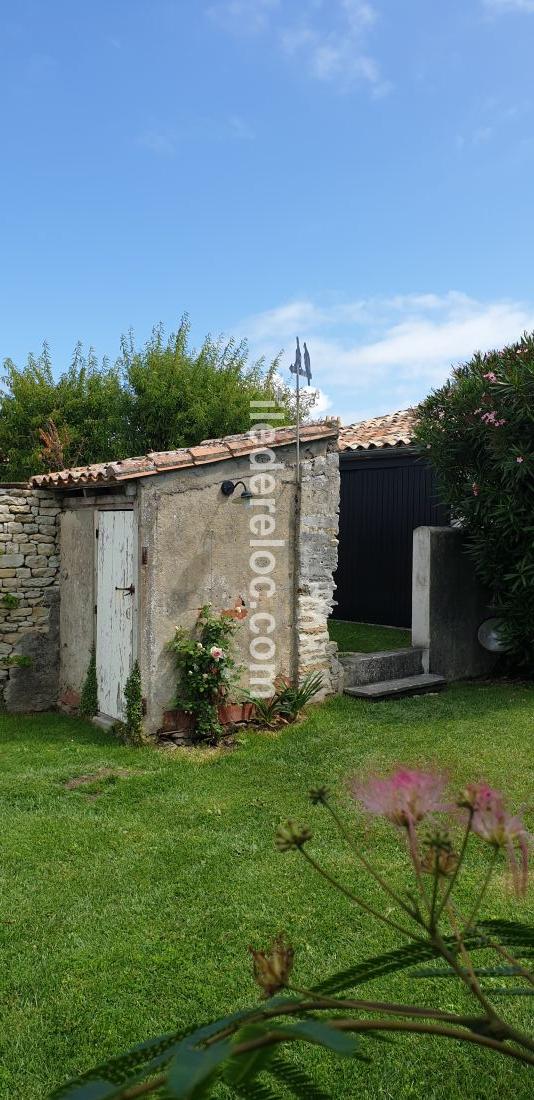 Photo 13: An accomodation located in Saint-Clément-des-Baleines on ile de Ré.