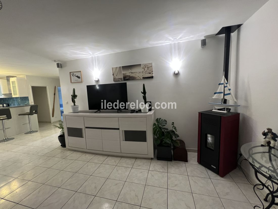 Photo 35: An accomodation located in Le Bois-Plage-en-Ré on ile de Ré.