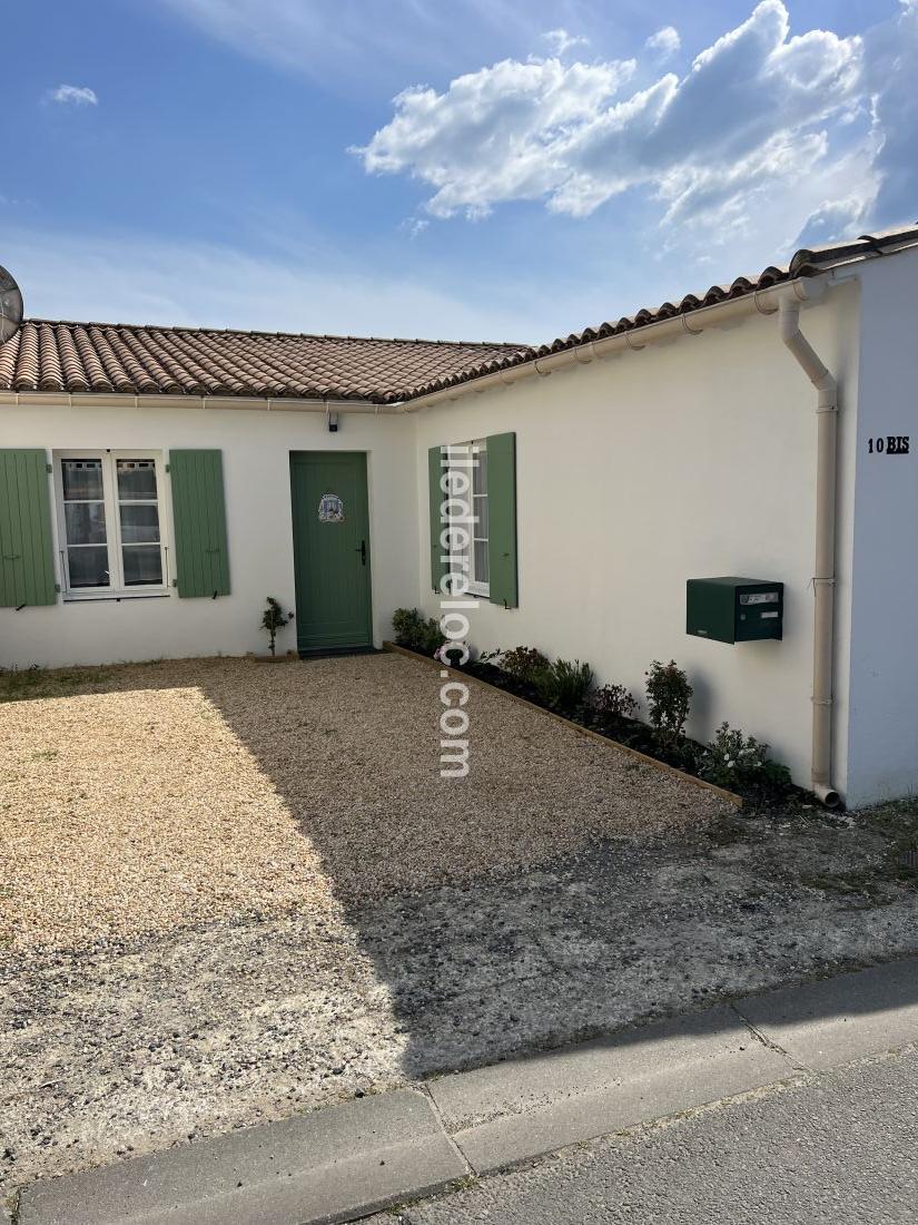 Photo 38: An accomodation located in Le Bois-Plage-en-Ré on ile de Ré.