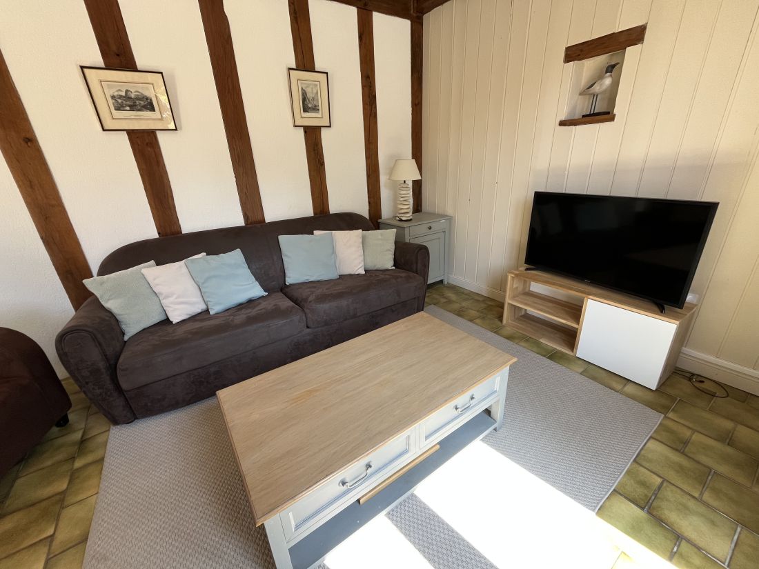Photo 5: An accomodation located in Sainte-Marie-de-Ré on ile de Ré.