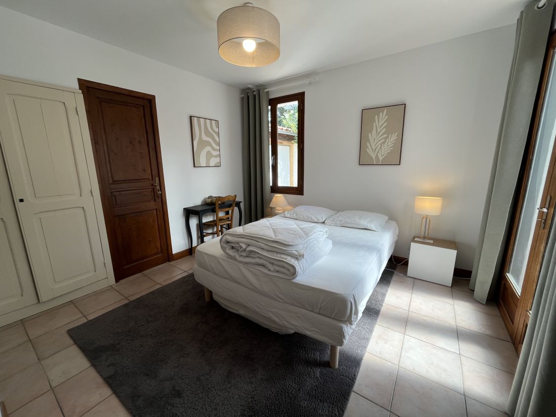 Photo 13: An accomodation located in Sainte-Marie-de-Ré on ile de Ré.