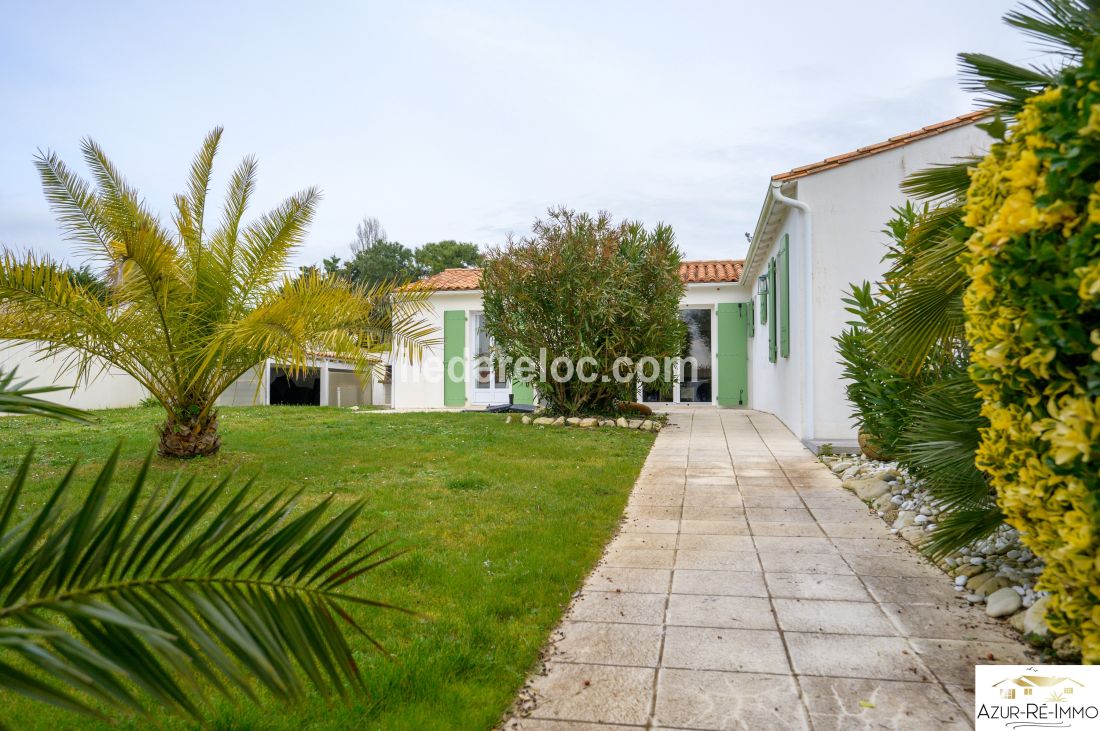 Photo 37: An accomodation located in Sainte-Marie-de-Ré on ile de Ré.