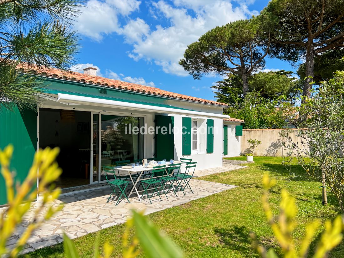 Photo 18: An accomodation located in La Flotte-en-Ré on ile de Ré.