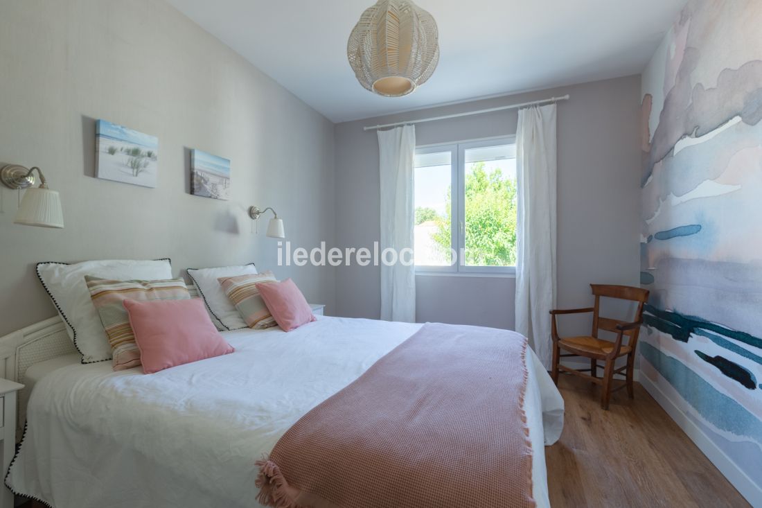 Photo 10: An accomodation located in Saint-Martin-de-Ré on ile de Ré.