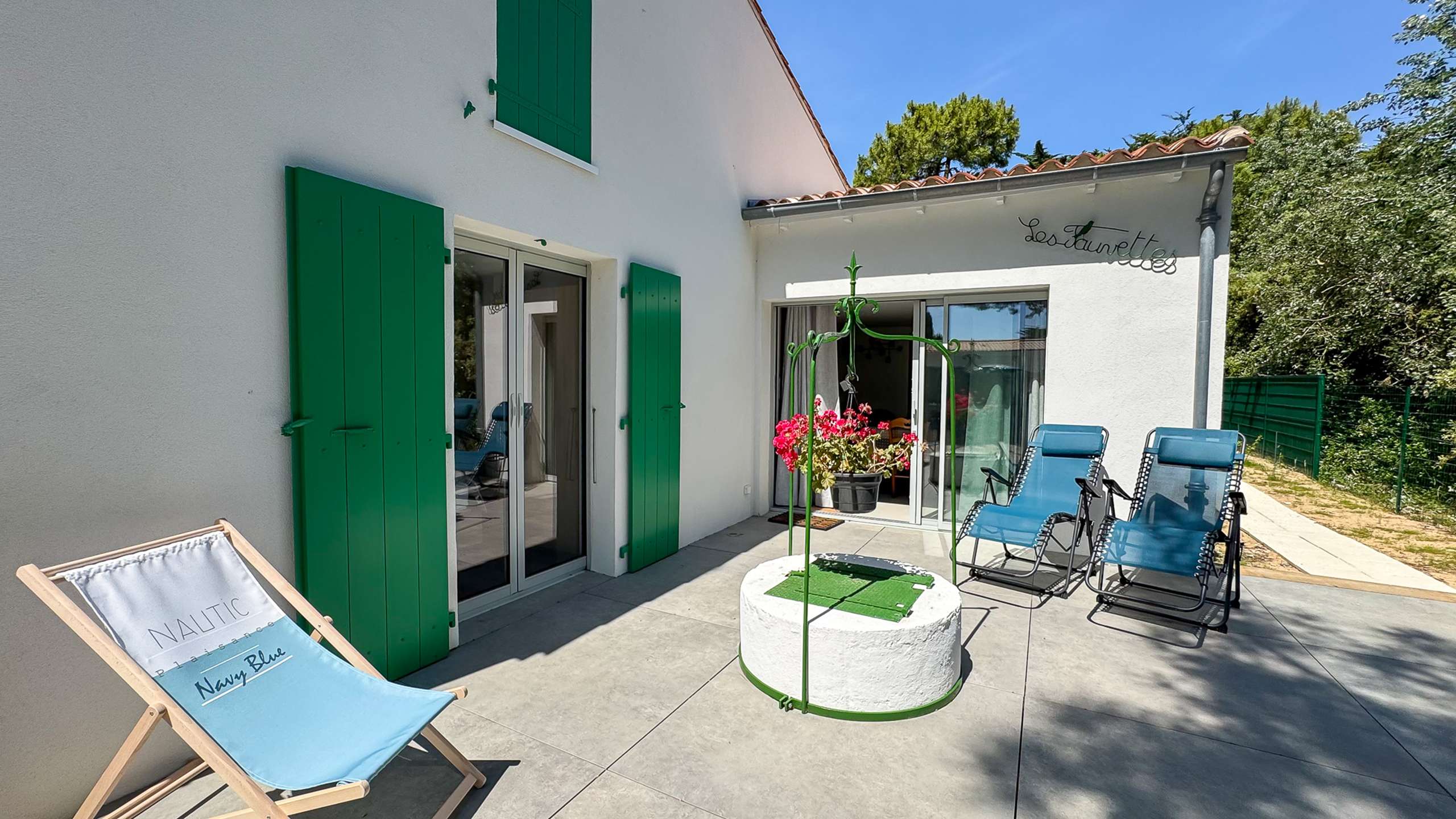Photo 13: An accomodation located in Le Bois-Plage-en-Ré on ile de Ré.