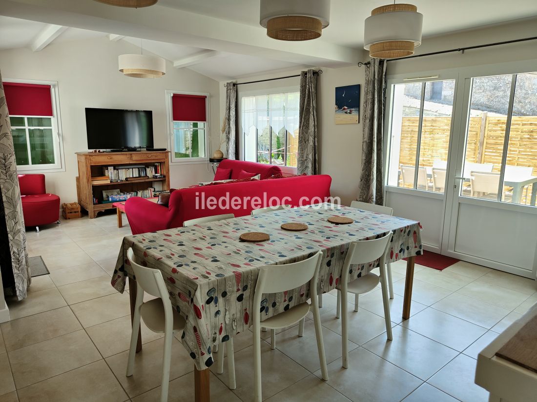 Photo 5: An accomodation located in Ars en R&eacute; on ile de R&eacute;.