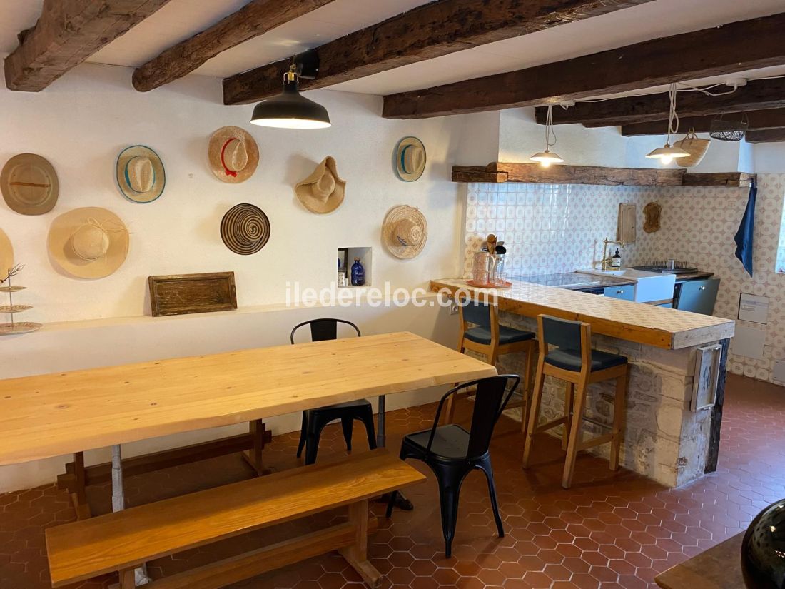 Photo 6: An accomodation located in La Flotte-en-Ré on ile de Ré.