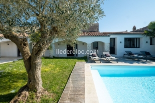 Ile de Ré:Villa with swimming pool in the heart of saint martin