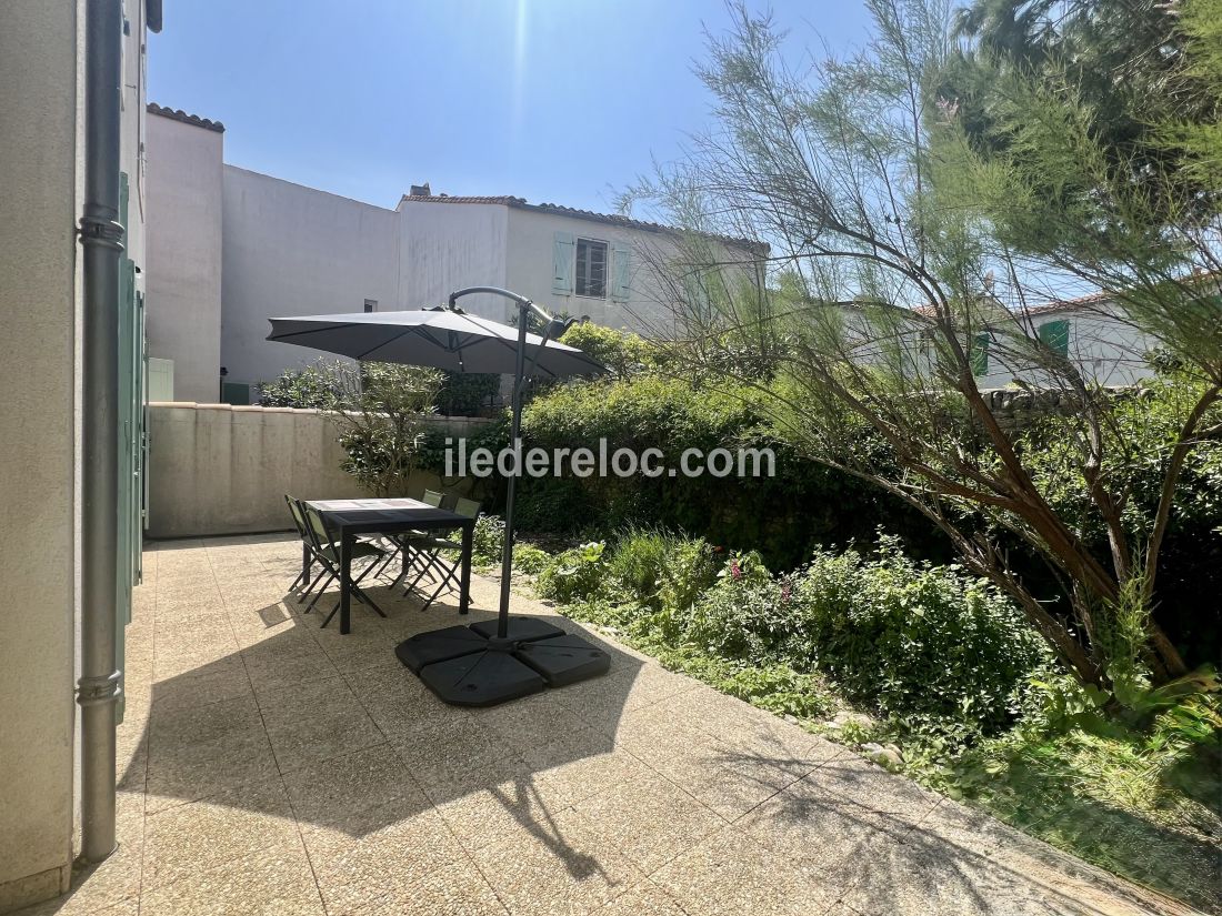 Photo 11: An accomodation located in Saint-Martin-de-Ré on ile de Ré.
