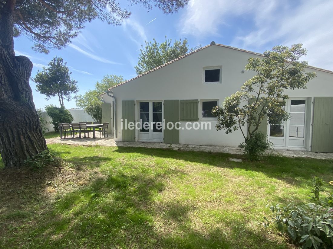 Photo 23: An accomodation located in Les Portes-en-Ré on ile de Ré.