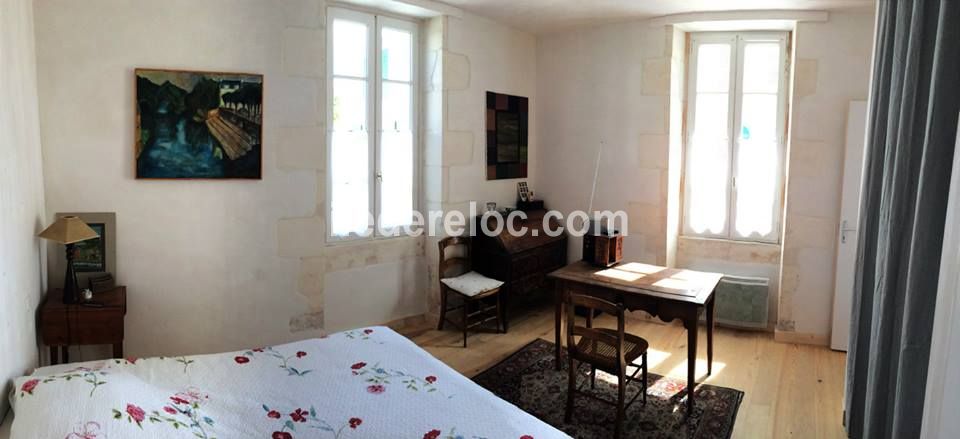Photo 8: An accomodation located in La Couarde-sur-mer on ile de Ré.