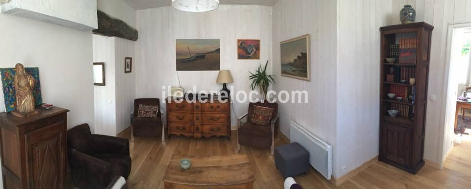 Photo 9: An accomodation located in La Couarde-sur-mer on ile de Ré.