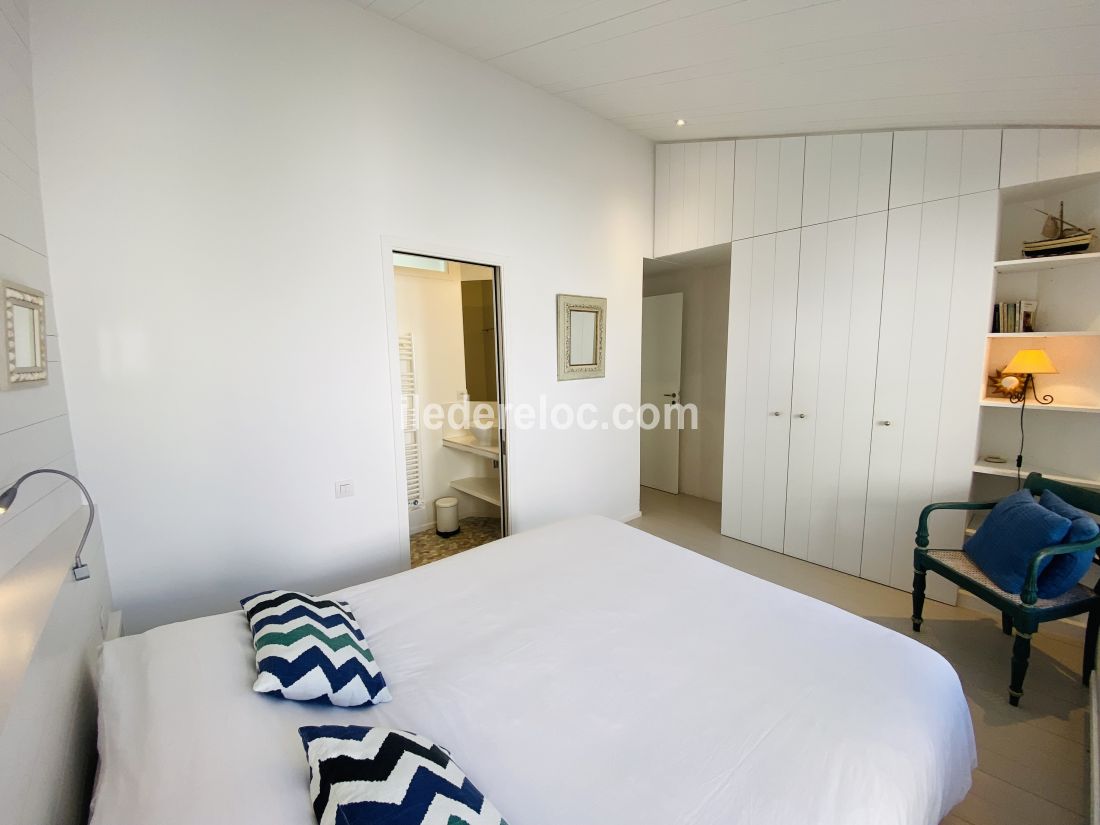 Photo 22: An accomodation located in La Couarde-sur-mer on ile de Ré.
