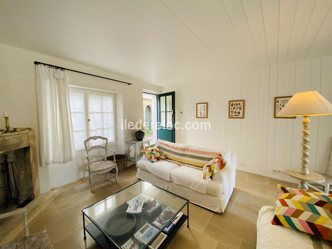 Photo 8: An accomodation located in La Couarde-sur-mer on ile de Ré.