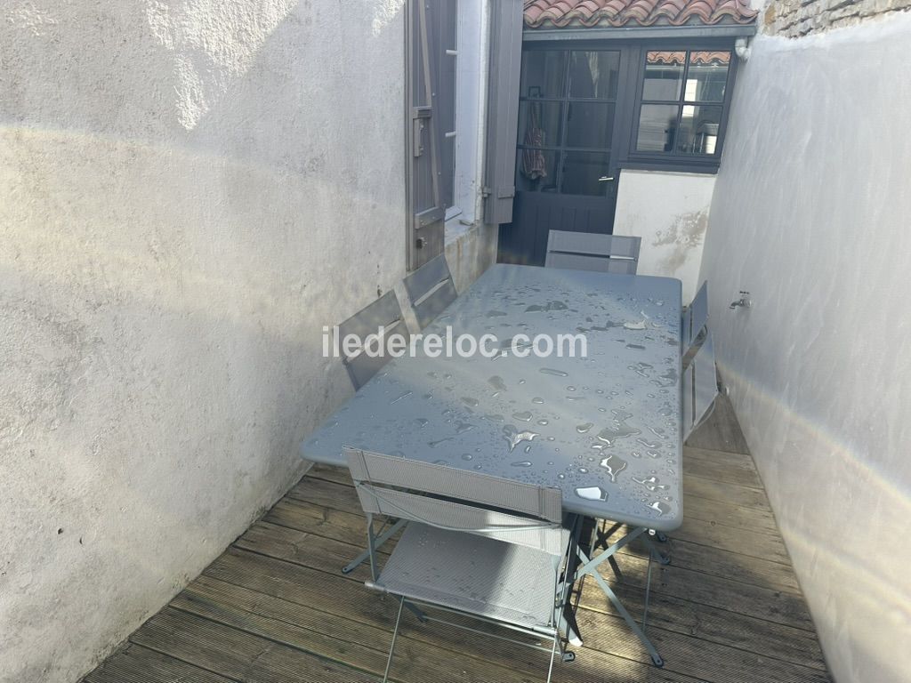 Photo 9: An accomodation located in La Couarde-sur-mer on ile de Ré.