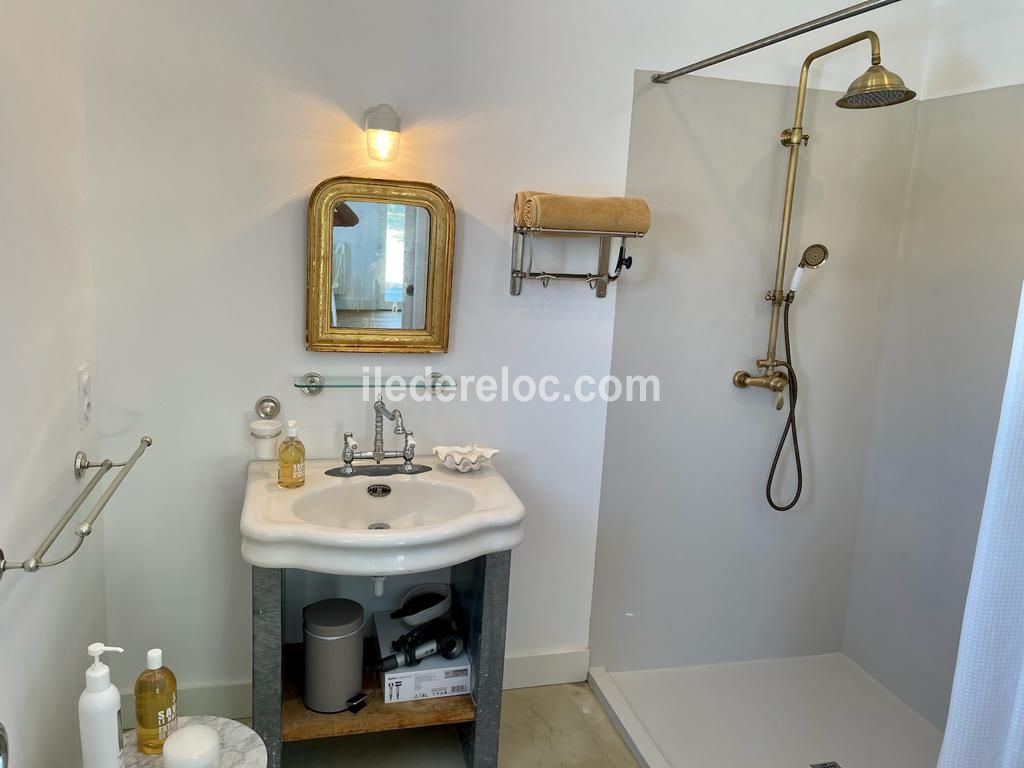 Photo 20: An accomodation located in Sainte-Marie-de-Ré on ile de Ré.