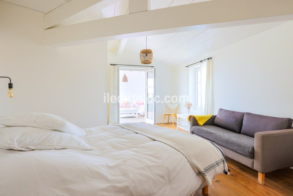 Photo 17: An accomodation located in Sainte-Marie-de-R&eacute; on ile de R&eacute;.