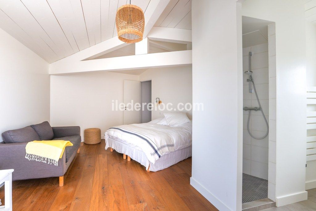 Photo 20: An accomodation located in Sainte-Marie-de-R&eacute; on ile de R&eacute;.