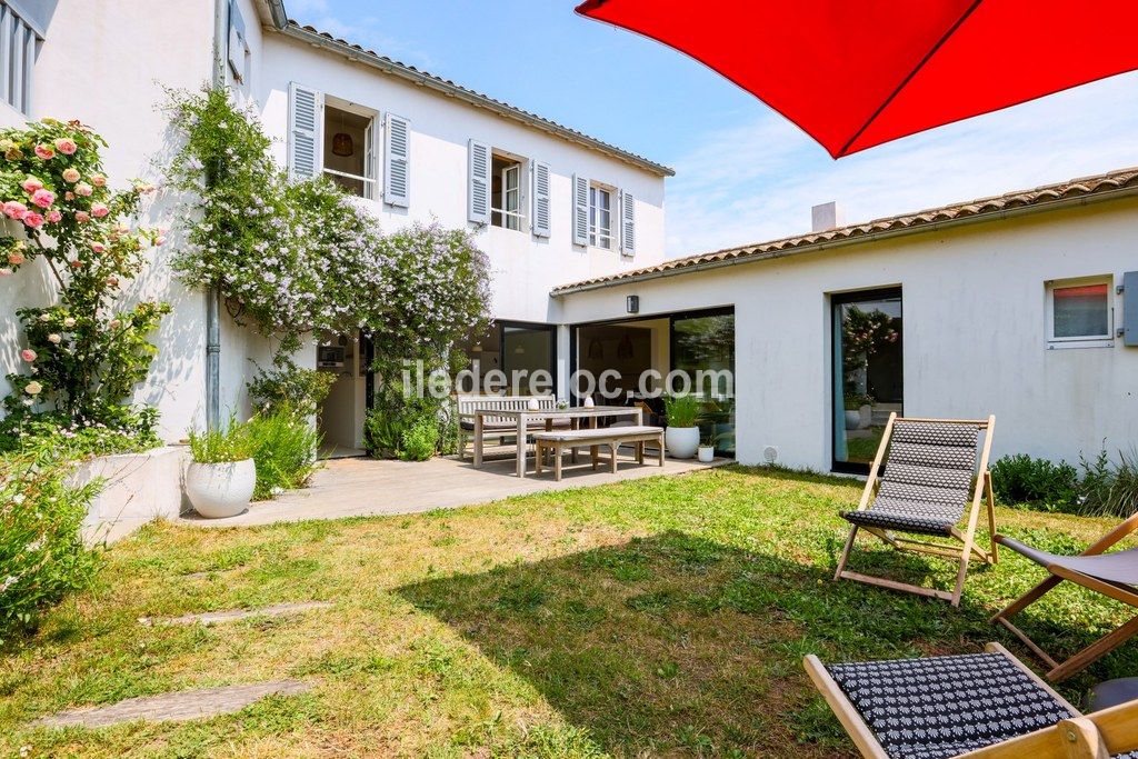 Photo 24: An accomodation located in Sainte-Marie-de-R&eacute; on ile de R&eacute;.