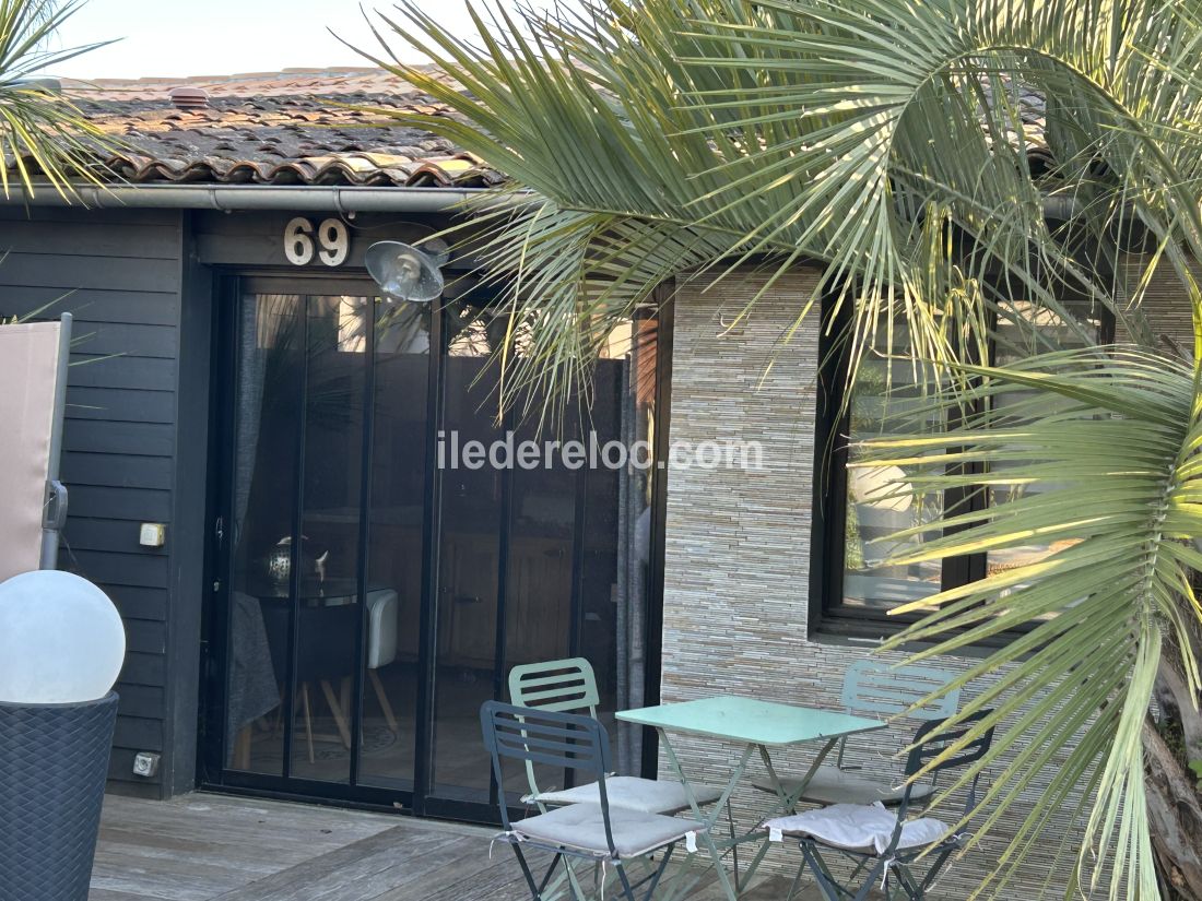 Photo 10: An accomodation located in La Flotte-en-Ré on ile de Ré.