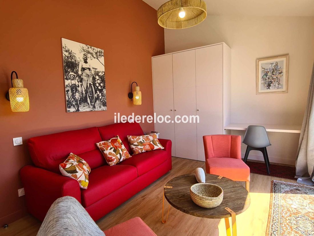 Photo 17: An accomodation located in Le Bois-Plage-en-Ré on ile de Ré.