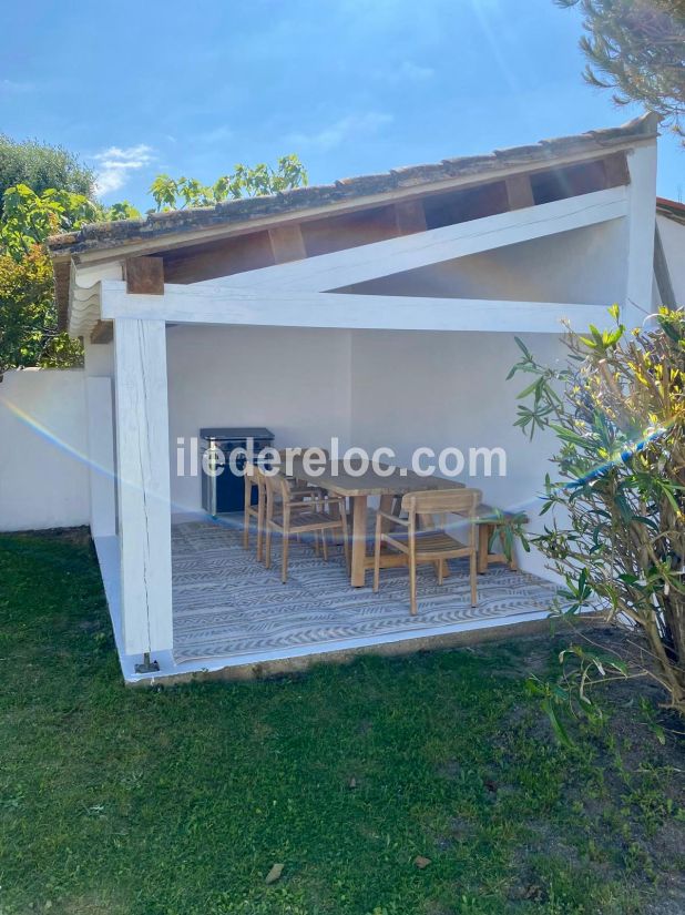 Photo 5: An accomodation located in Saint-Clément-des-Baleines on ile de Ré.