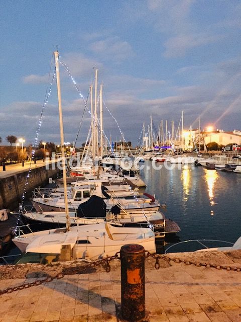 Photo 16: An accomodation located in Saint-Martin-de-Ré on ile de Ré.