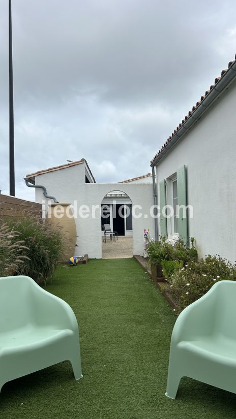 Photo 16: An accomodation located in Le Bois-Plage-en-Ré on ile de Ré.