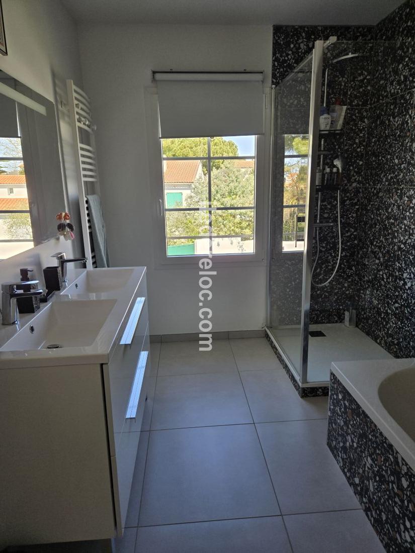 Photo 15: An accomodation located in Rivedoux-Plage on ile de Ré.