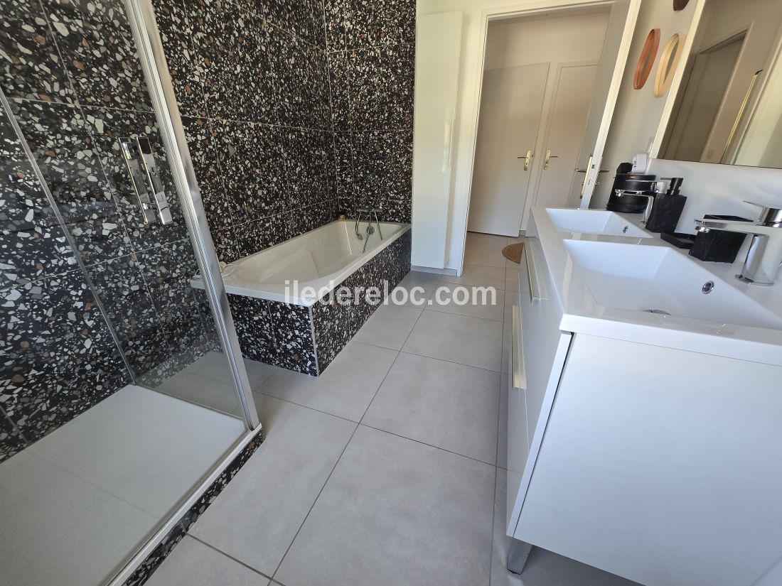 Photo 17: An accomodation located in Rivedoux-Plage on ile de Ré.