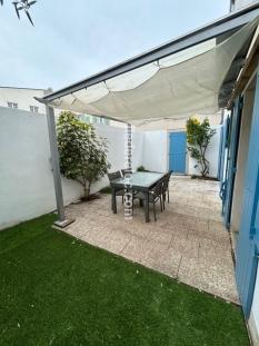 Ile de Ré:Pleasant one-bedroom apartment located on the port of saint-martin