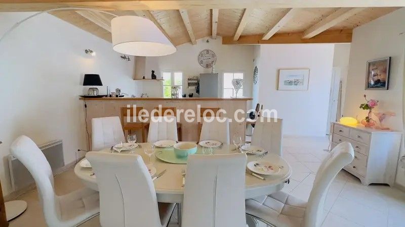 Photo 5: An accomodation located in La Couarde-sur-mer on ile de Ré.