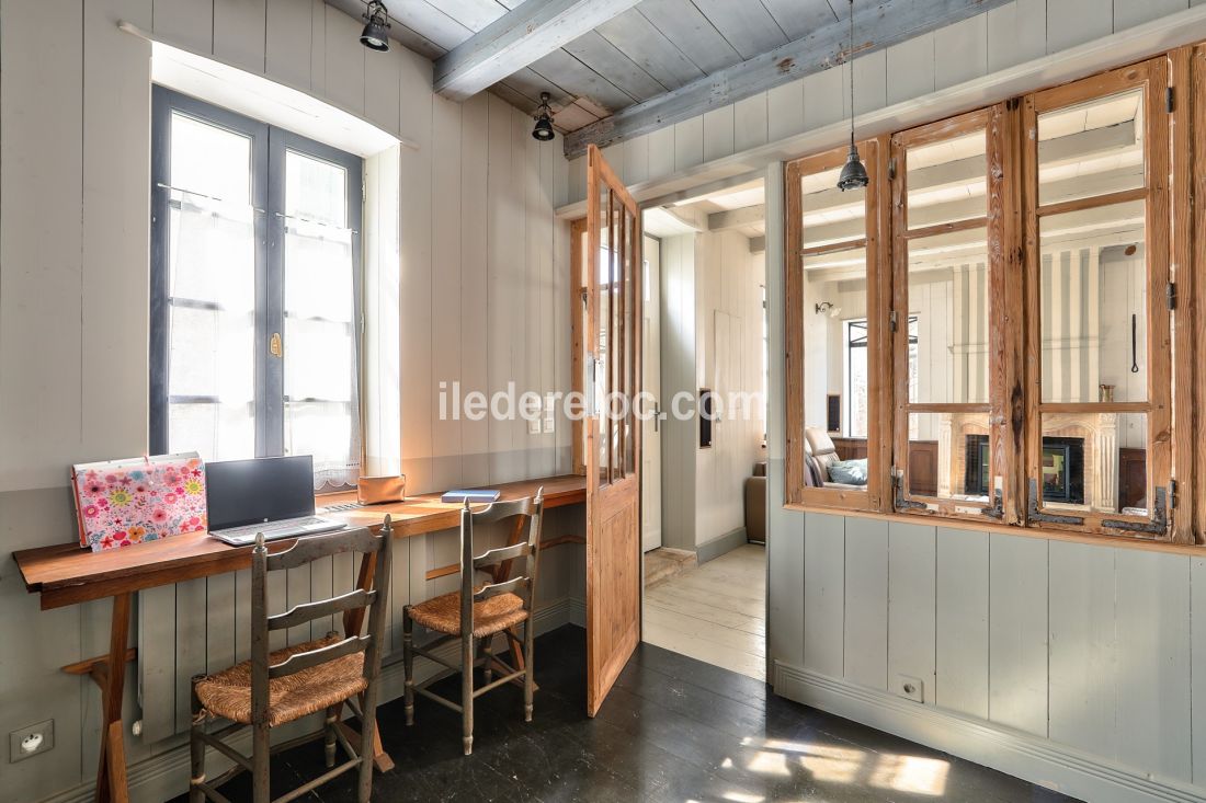 Photo 6: An accomodation located in Sainte-Marie-de-Ré on ile de Ré.