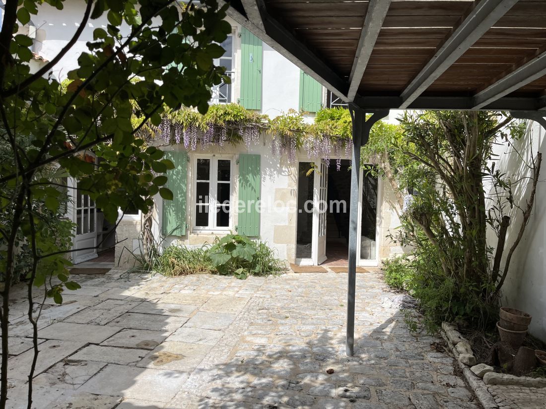 Photo 8: An accomodation located in La Flotte-en-Ré on ile de Ré.