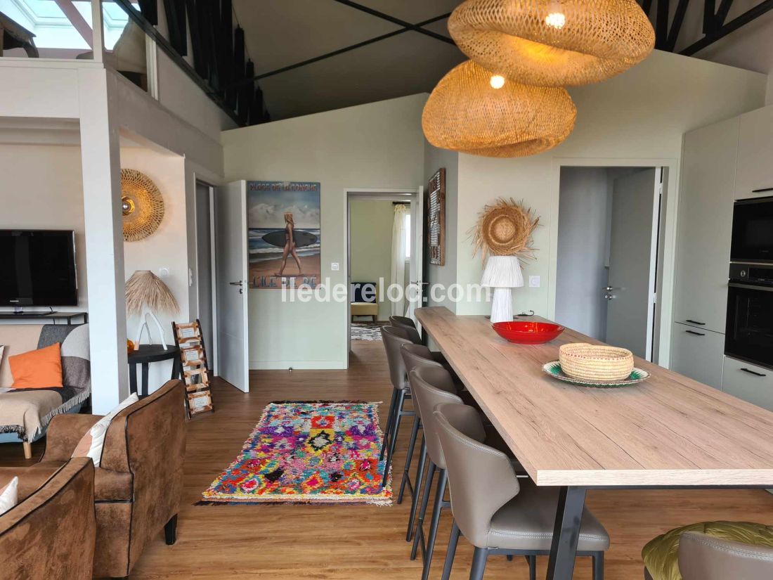 Photo 6: An accomodation located in Le Bois-Plage-en-Ré on ile de Ré.