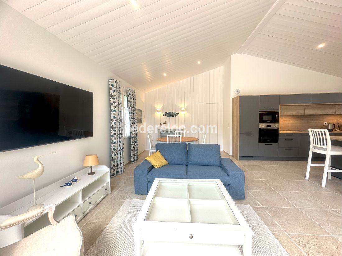 Photo 12: An accomodation located in Le Bois-Plage-en-Ré on ile de Ré.