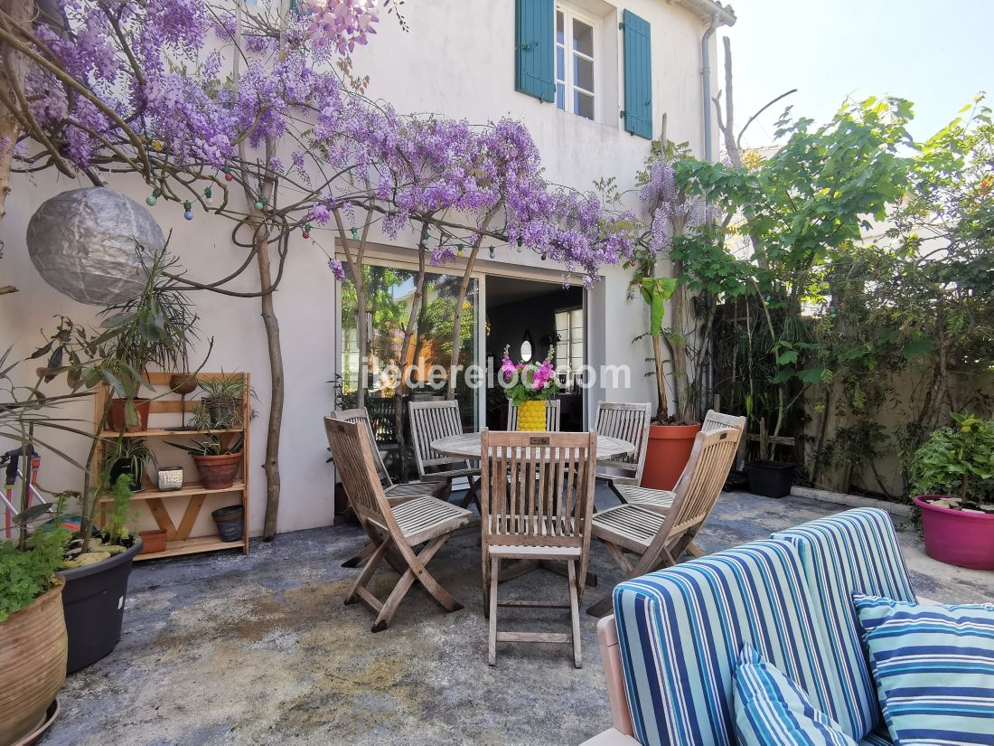 Photo 6: An accomodation located in La Flotte-en-Ré on ile de Ré.