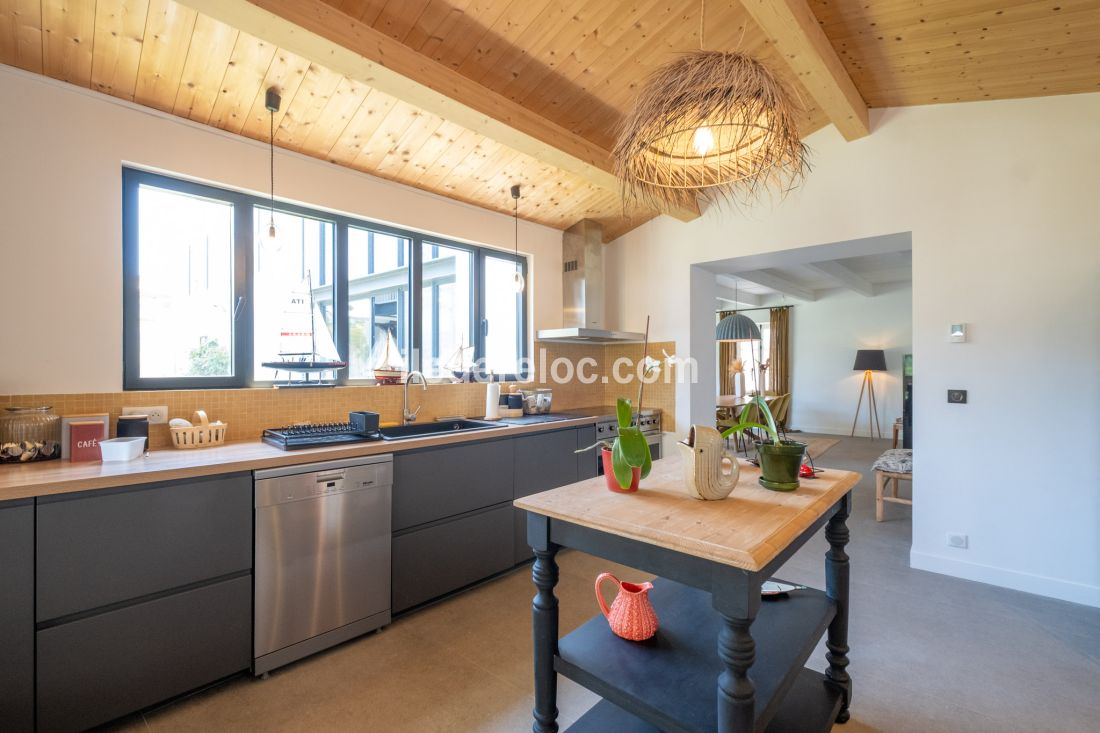 Photo 5: An accomodation located in La Flotte-en-Ré on ile de Ré.