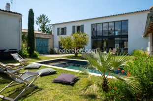 Ile de Ré:Villa grenadine – charm & space in a renovated former winery