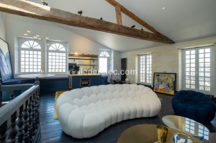 Ile de Ré:Shipowners house renovated with a touch of contemporary art – port of saint-mart