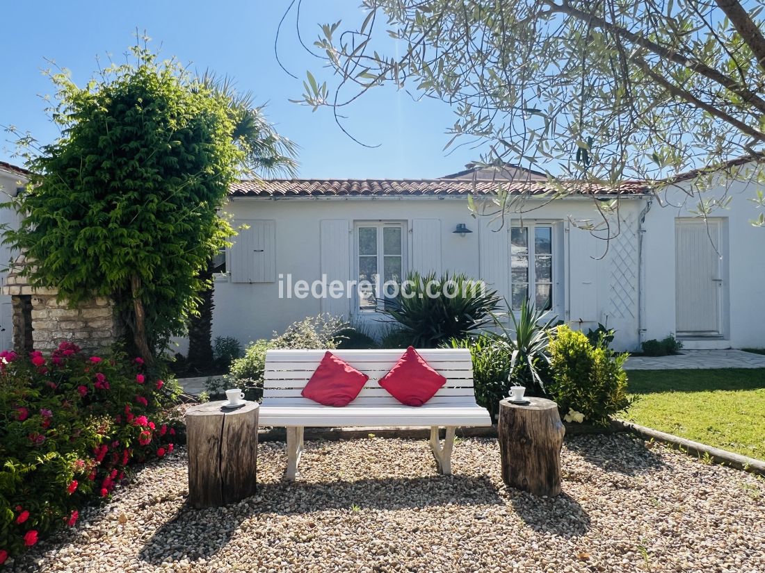 Photo 18: An accomodation located in Le Bois-Plage-en-Ré on ile de Ré.
