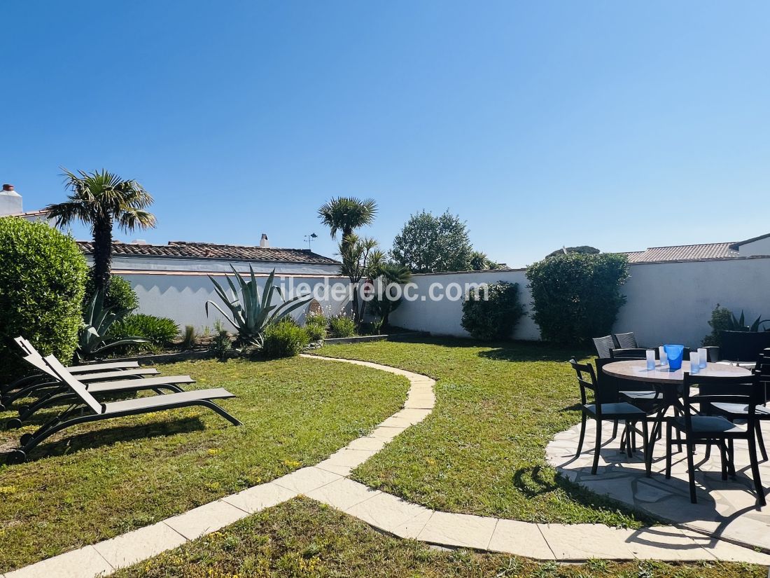 Photo 17: An accomodation located in Le Bois-Plage-en-Ré on ile de Ré.