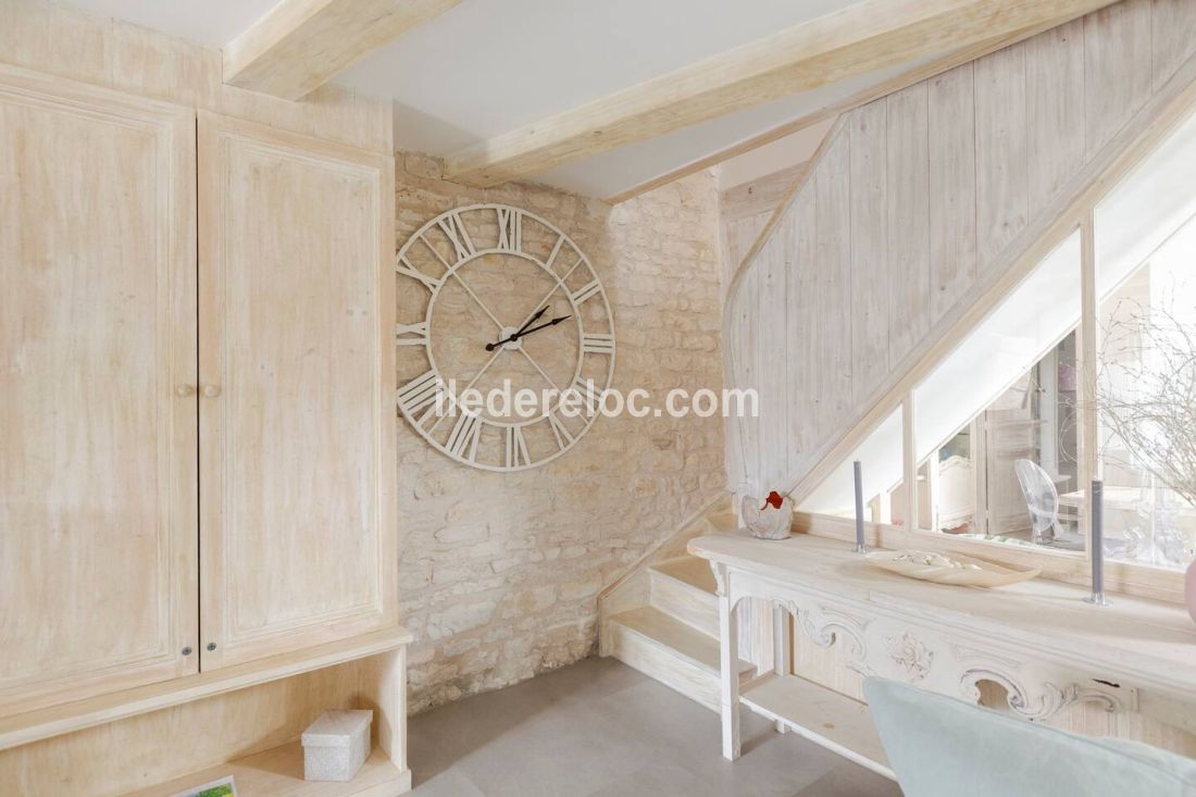 Photo 7: An accomodation located in Saint-Martin-de-Ré on ile de Ré.